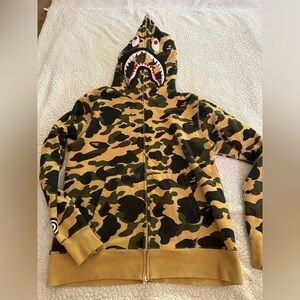 Men’s Bape hoodie 100% authentic